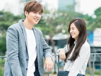 Lee Min Ho lịch lãm bên tân binh Kim Ji Soo