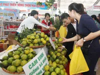 Fair shows off special foods