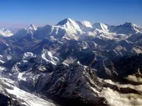 Núi Everest dịch chuyển... 3cm sau động đất tại Nepal