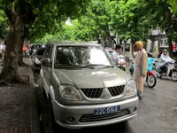 Hà Nội officials may use public transport for their daily travel