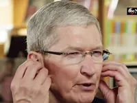 CEO Tim Cook lý giải vì sao tai nghe AirPods không dễ rơi như nhiều người lo ngại