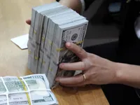Multiple banks suffered sizeable foreign exchange losses in 2015