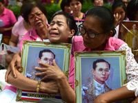 Thái Lan sẽ để tang Nhà vua Bhumibol Adulyadej một năm