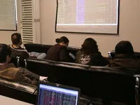 VN Index rebounds off two-day drop