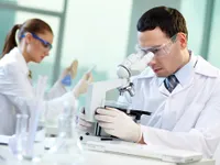 Mỹ phê duyệt loại thuốc chữa xơ cứng teo cơ ALS