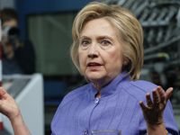 Bà Hillary Clinton phải điều trần bằng văn bản về việc sử dụng email