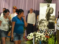 Cuba bắn 21 phát đại bác bắt đầu lễ tang lãnh tụ Fidel Castro