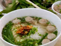 Phở bò viên - món ăn đường phố ngon nhất châu Á