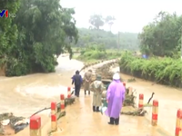 Giao thông miền núi Quảng Nam tê liệt do mưa lũ