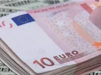 Đồng Euro trượt giá sau tuyên bố từ chức của Thủ tướng Italy