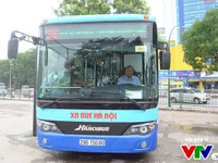 Lượng khách đi xe bus giảm và lời giải cho bài toán tắc đường