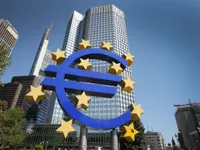 ECB kéo dài chương trình kích thích kinh tế đến hết năm 2017