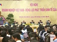 Thủ tướng đối thoại với DN: Hãy coi doanh nghiệp là đối tượng phục vụ