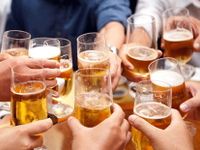 Uống rượu bia - Từ cuộc vui trên bàn nhậu đến nỗi ám ảnh của xã hội