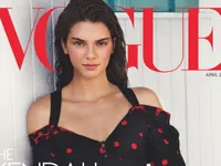 Kendall Jenner khoe vòng eo gợi cảm