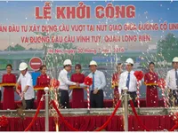 Khởi công cầu vượt tại nút giao Cổ Linh - cầu Vĩnh Tuy