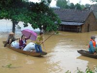 21 người chết, 8 người mất tích do mưa lũ miền Trung