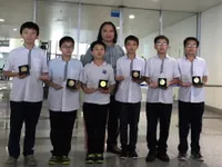 Vietnamese kids win gold at maths contest