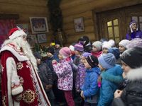 Thăm nhà ông già Tuyết tại Moscow, LB Nga