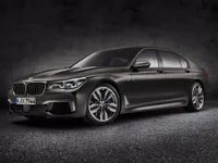 BMW ra mắt xe M760i xDrive công suất 600 mã lực