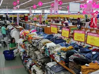 VN total retail sales increase