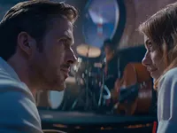 Emma Stone và Ryan Gosling yêu nhau đắm say trong trailer La La Land