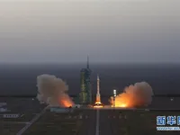 Trung Quốc phóng thành công tàu vũ trụ Thần Châu 11