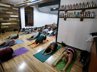 Trào lưu tập Yoga bia tại bang Floria, Mỹ