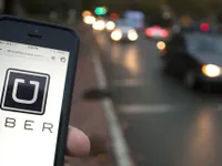 Uber từng bị CEO Apple dọa 'tống cổ' khỏi App Store