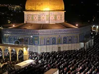 Israel tạm ngừng tổ chức lễ cầu nguyện tại đền thờ Hồi giáo ở Jerusalem