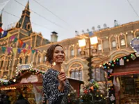 Chùm ảnh: Moscow rực rỡ ánh đèn đón Giáng sinh 2017