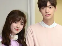 Dù sống chung nhà, chồng nàng cỏ Goo Hye Sun vẫn viết thư tình cho vợ