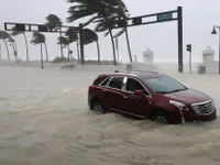 Siêu bão Irma 'trút cuồng nộ' ở Florida, ít nhất 4 người thiệt mạng