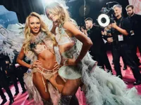 Vợ Adam Levine sẽ trở lại Victoria’s Secret Show 2017 sau 1 năm sinh con