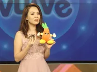 Đan Lê trổ tài ca hát, làm MC thời tiết 'lợi hại' như xưa