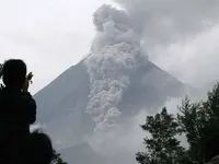 Sơ tán trên diện rộng vì núi lửa tại Indonesia