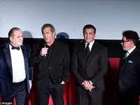 Mel Gibson giành giải Đạo diễn của năm