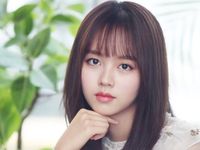 Kim So Hyun: Chưa từng hối hận khi chọn học tại nhà