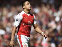 Arsenal tính gán công thần Alexis lấy Aguero