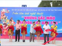 Tổ chức triển lãm ảnh Những sắc màu văn hóa các dân tộc