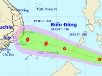 Áp thấp nhiệt đới tiến vào Biển Đông