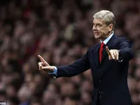 Wenger: Xin lỗi CĐV vì giờ tôi vẫn ở Arsenal