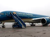 Vietnam Airlines hủy thêm 14 chuyến bay do bão số 12