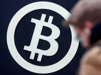 Bitcoin có đợt giảm mạnh nhất kể từ khi bắt đầu giao dịch tương lai