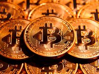 Bitcoin lần đầu vượt ngưỡng 2.500 USD, tiềm ẩn nhiều rủi ro