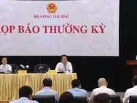 Dự báo nhập siêu 5 tỷ USD trong năm 2017