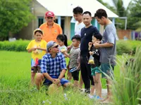 'Bố ơi! Mình đi đâu thế' mùa 4: Các ông bố nổi tiếng trong mắt con trẻ