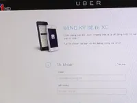 Hiệp hội Taxi Hà Nội kiến nghị dán tem lên xe Uber, Grab