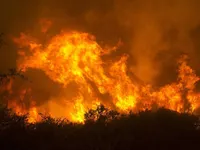 Cháy rừng lại bùng phát ở bang California (Mỹ)