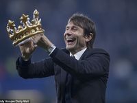 Chelsea tăng lương khủng hòng giữ chân HLV Conte